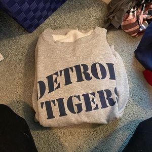 Detroit tigers vintage crew neck